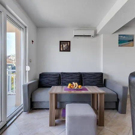 Apartment Vibes-4 By Interhome